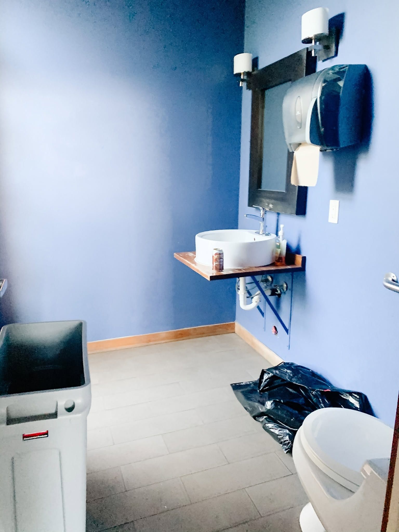 Bathroom before renovation